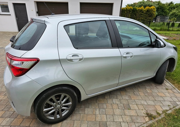 Toyota Yaris cena 55000 przebieg: 33000, rok produkcji 2019 z Jordanów małe 172